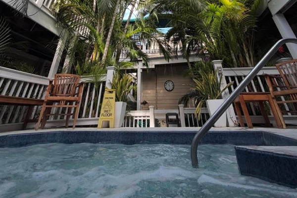 island house outdoor jacuzzi