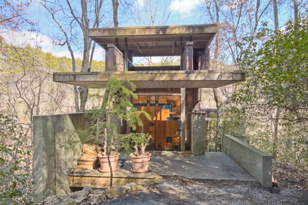 Waterfall Retreat In South Carolina Is A Woodland Oasis